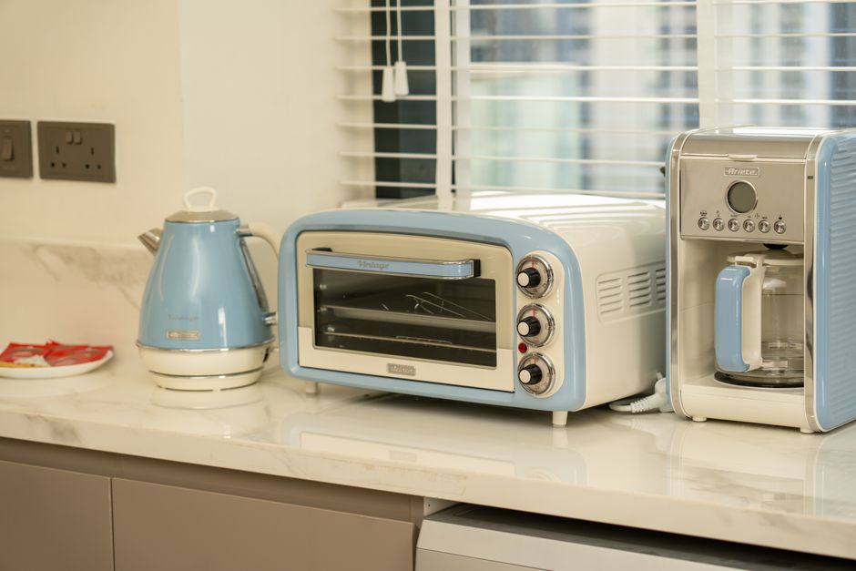 Nostalgische keuken: retro apparaten vermengd met moderne functionaliteit